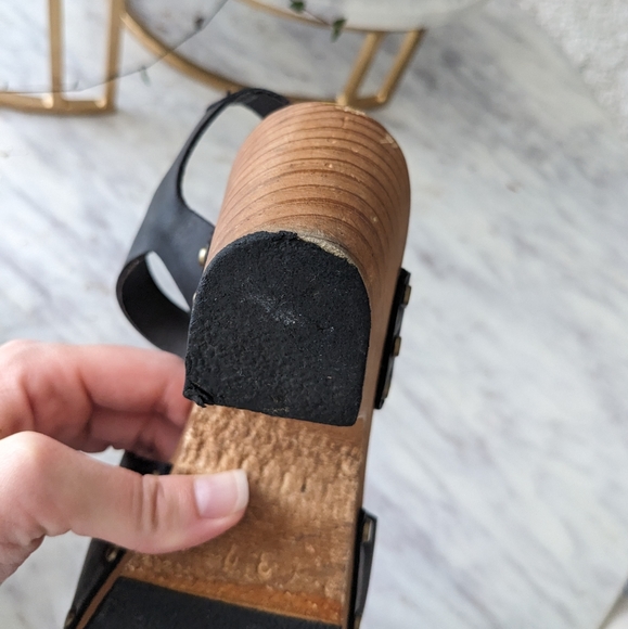 Lisa B Peep Toe Wooden Clog - Picture 8 of 15